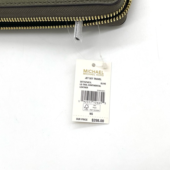 Michael Kors Large Continental Wallet - Picture 5 of 5